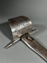 Загрузить изображение в средство просмотра галереи, Belle main-gauche Ep XIXe