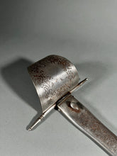 Загрузить изображение в средство просмотра галереи, Belle main-gauche Ep XIXe