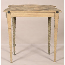 Загрузить изображение в средство просмотра галереи, Petite console italienne époque XVIIIe