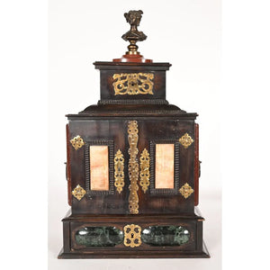 Très rare cabinet à bijoux Louis XIII