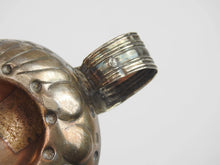 Charger l'image dans la galerie, TASTE-VIN en argent à motifs de godrons et pastilles, gravé Caillard Louis