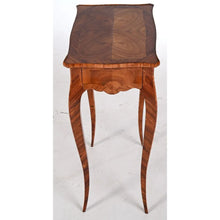 Загрузить изображение в средство просмотра галереи, GARNIER Pierre. TABLE DE SALON LOUIS XV
