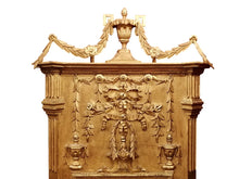 Charger l&#39;image dans la galerie, Miroir de cheminée en bois doré sculpté Epoque Louis XVI
