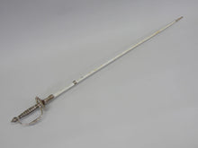 Charger l'image dans la galerie, Epée de cour XVIIIème, monture argent poinçonné