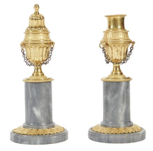 Загрузить изображение в средство просмотра галереи, Paire de bougeoirs cassolette en bronze ciselé et doré et marbre bleu turquin - fin XVIII