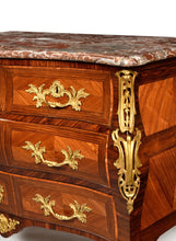 Загрузить изображение в средство просмотра галереи, Commode époque Louis XV Estampillée Delorme