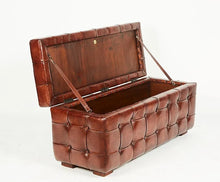 Загрузить изображение в средство просмотра галереи, DE SCHRIJVER Olivier (né en 1958). Ecole Belge. Banquette coffre "Jack"