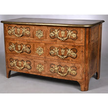Загрузить изображение в средство просмотра галереи, Commode Louis XIV attribuée à MONDON