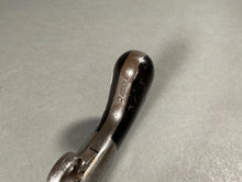 Загрузить изображение в средство просмотра галереи, Poivrière Mariette, à percussion, à balles forcées.