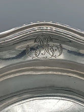 Загрузить изображение в средство просмотра галереи, Plat en argent XVIII ème - Galerie de l'astrée - Antiquaire Rouen