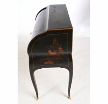 Charger l'image dans la galerie, Bureau Cylindre Ep Louis XV estampillé par FOURREAU Louis