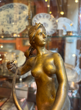 Charger l'image dans la galerie, Diane chasseresse en bronze doré Fin XIXe