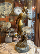 Charger l'image dans la galerie, Diane chasseresse en bronze doré Fin XIXe