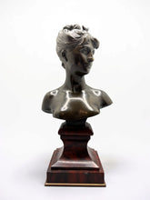 Load image into Gallery viewer, Diane en buste - bronze d’après Mathurin Moreau (1822-1912)