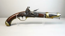 Загрузить изображение в средство просмотра галереи, Pistolet d’arçon modèle 1763-66.