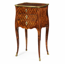 Charger l'image dans la galerie, Table d'appoint d'époque Louis XV