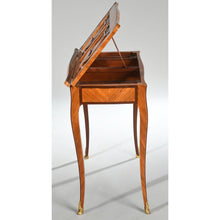 Charger l'image dans la galerie, Table de chant Louis XV Estampillée Roussel