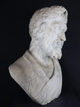 Charger l'image dans la galerie, BUSTE en marbre probablement de Carrare représentant le Roi Henri IV Ep.fin XVIIIè