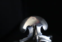 Загрузить изображение в средство просмотра галереи, TASSE A VIN en argent, ROUEN 1749 par Jean-René ROUSSEL reçu en 1731. - ARGEADES - Antiquaire Rouen