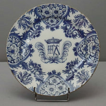 Загрузить изображение в средство просмотра галереи, Rare plat en faïence XVII e