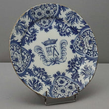 Загрузить изображение в средство просмотра галереи, Rare plat en faïence XVII e