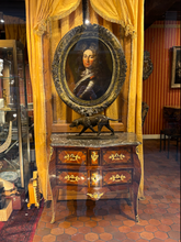 Charger l'image dans la galerie, Commode d’époque Louis XV Estampillée H.WIRTZ
