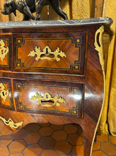 Charger l'image dans la galerie, Commode d’époque Louis XV Estampillée H.WIRTZ

