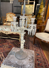 Load image into Gallery viewer, Paire de chandeliers à trois lumières BACCARAT Ep.XXe
