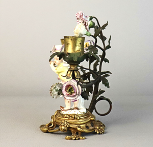 Bougeoir à 2 lumières d'époque Louis XV en bronze doré et porcelaine