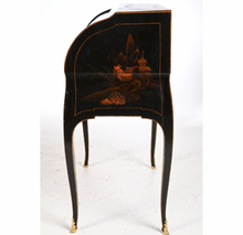 Charger l'image dans la galerie, Bureau Cylindre Ep Louis XV estampillé par FOURREAU Louis
