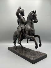 Charger l'image dans la galerie, Statue équestre du roi Henri IV France, fin du XIXe siècle
