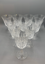 Charger l'image dans la galerie, 20 verres en cristal à décor taillé de pointes de diamant
