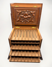 Загрузить изображение в средство просмотра галереи, Cave à cigares Antiquaire Rouen - Galerie de l'Astrée en bois sculpté XIXe siècle avec tiroirs et décor végétal
