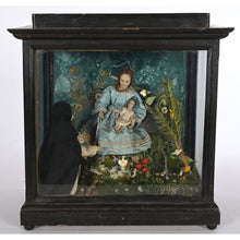 Charger l&#39;image dans la galerie, Diorama en cire représentant une vierge à l’enfant
