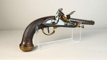 Загрузить изображение в средство просмотра галереи, Pistolet d’arçon modèle 1816-22.
