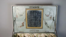 Загрузить изображение в средство просмотра галереи, Coiffeuse d&#39;époque Louis XVI
