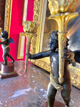 Charger l&#39;image dans la galerie, Superbe paire de candélabres modèle d&#39;André-Antoine Ravrio bronze Epoque Impériale
