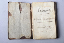 Load image into Gallery viewer, Charmant petit carnet à reliure en maroquin année 1789
