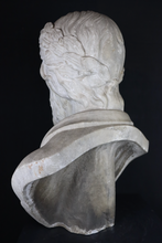 Charger l&#39;image dans la galerie, BUSTE en marbre probablement de Carrare représentant le Roi Henri IV Ep.fin XVIIIè
