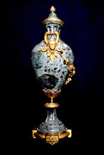 Загрузить изображение в средство просмотра галереи, Paire de cassolettes de style Louis XVI - ARGEADES - Antiquaire Rouen
